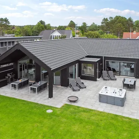 Straale - 50m From The Sea By Interhome Holiday home *