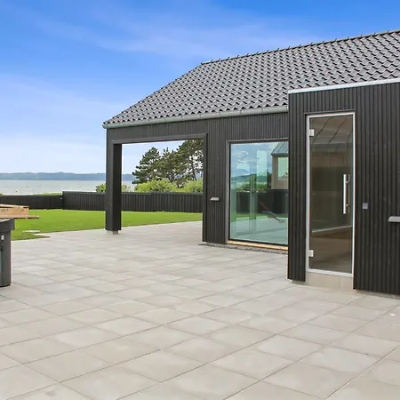 Holiday home Straale - 50m From The Sea By Interhome Ebeltoft