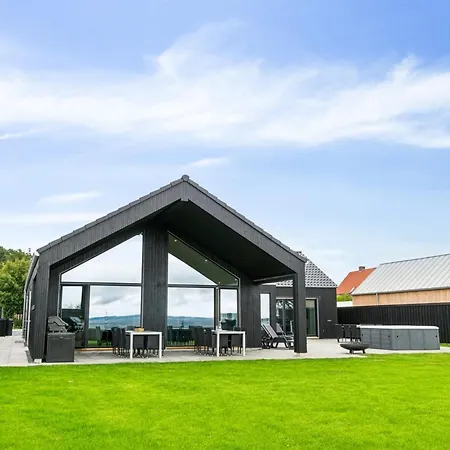 Straale - 50m From The Sea By Interhome Holiday home *