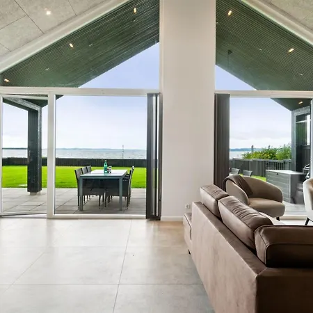 Straale - 50m From The Sea By Interhome * Ebeltoft